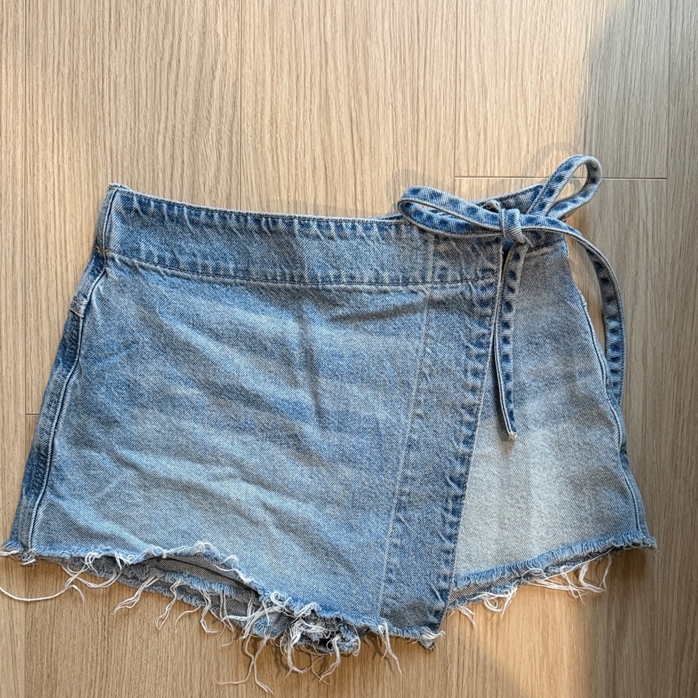 Free People Light Blue Tie-Waist Jean Shorts
